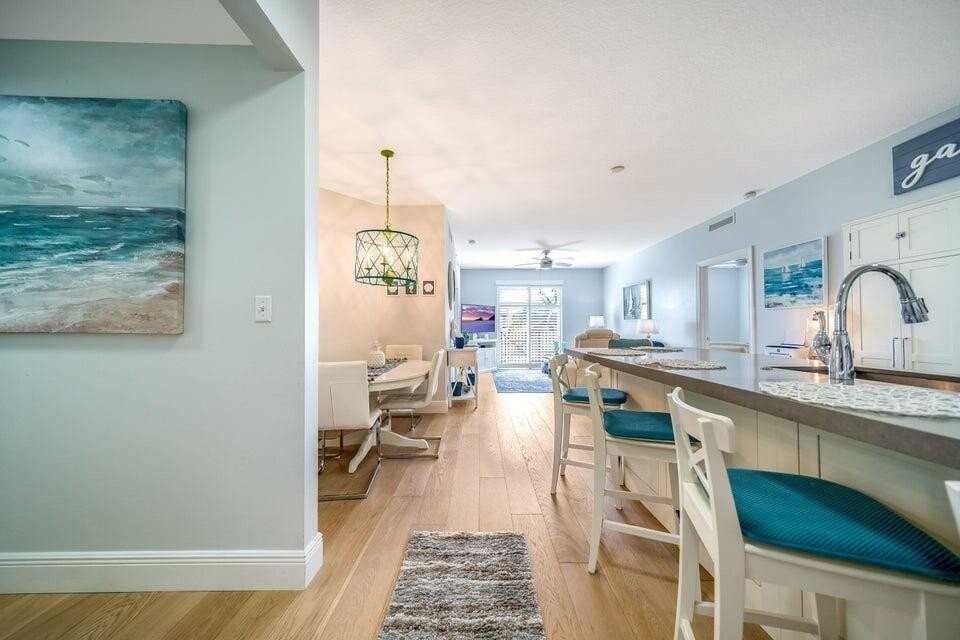 250 Ne 3rd Ave #1502 - Photo 7 of 35