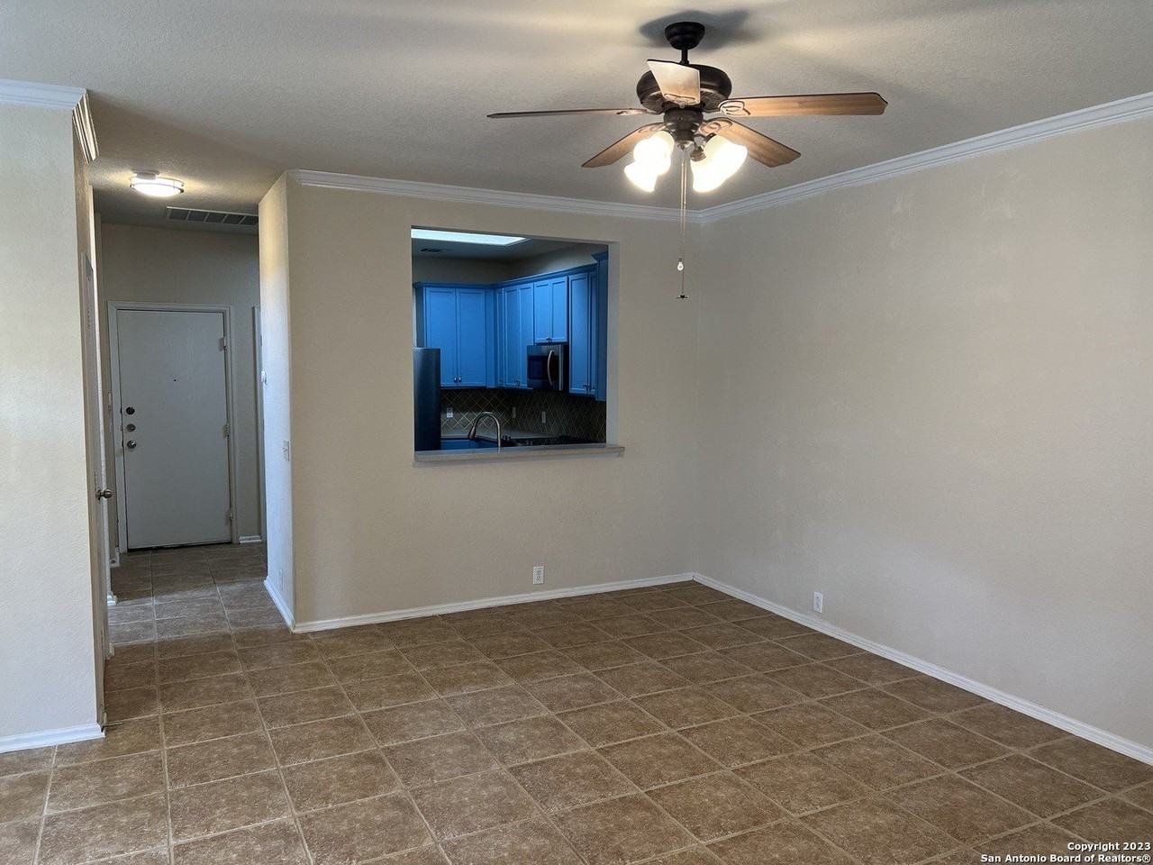 2532 Grayson Cir - Photo 7 of 40