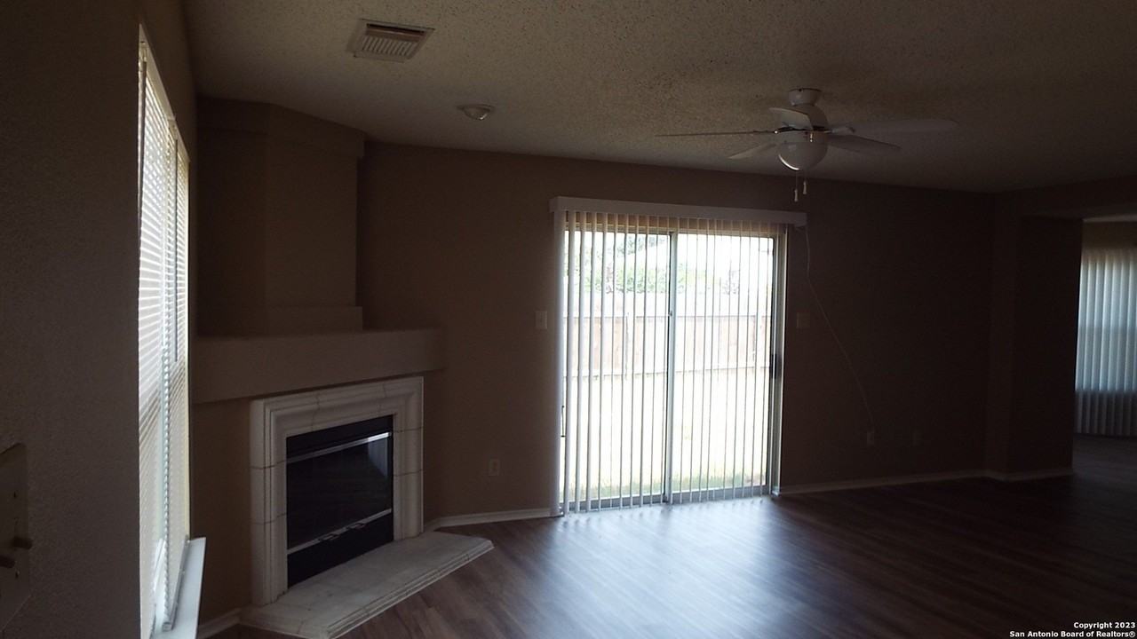 5011 Shara Mist - Photo 4 of 29