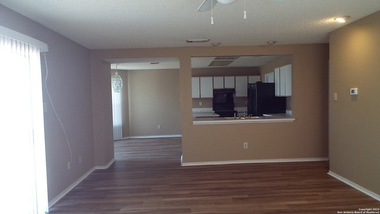 5011 Shara Mist - Photo 5 of 29