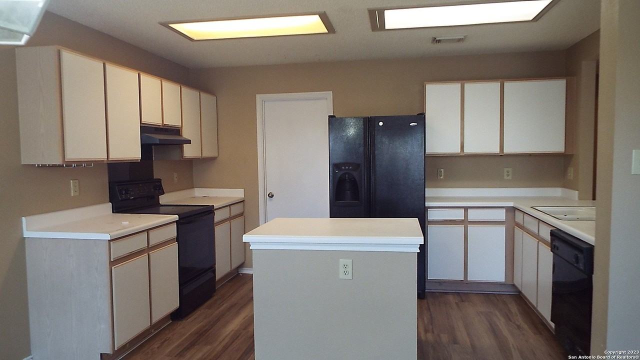 5011 Shara Mist - Photo 6 of 29