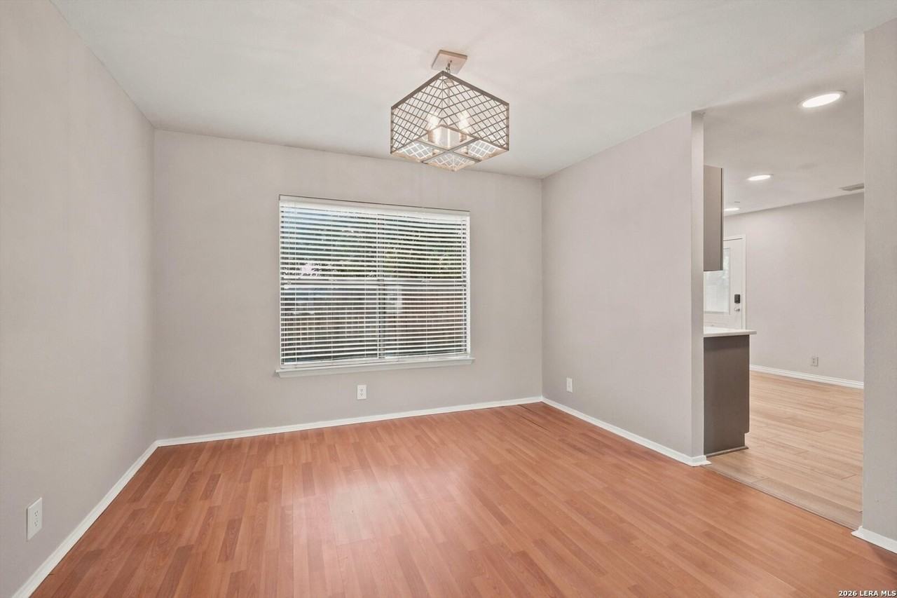 2410 Cedar Way - Photo 6 of 17