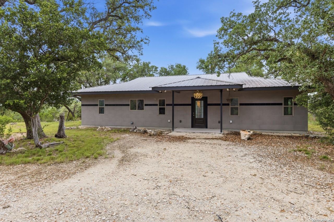 1263 Agaritaville - Photo 2 of 25