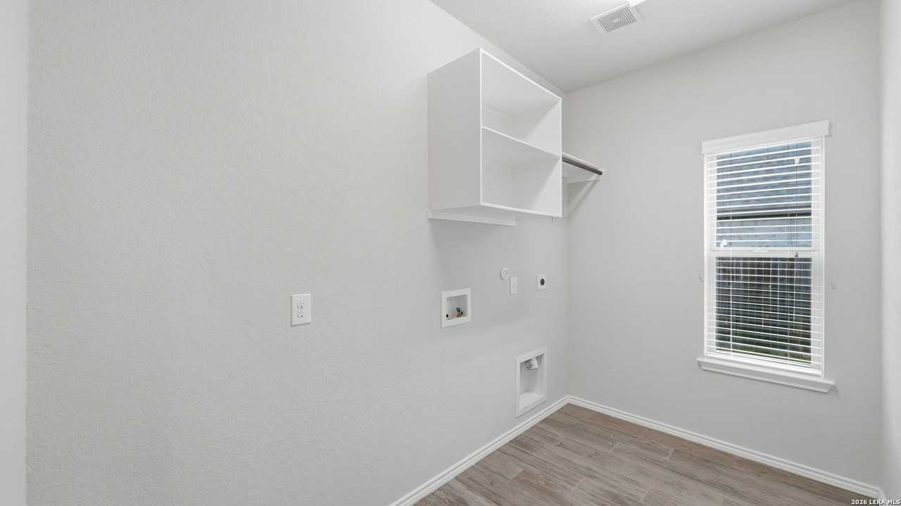 2973 Coral Way - Photo 6 of 38