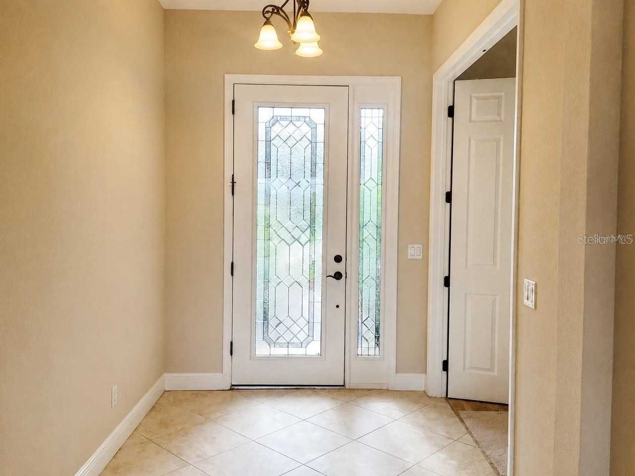 5570 Rock Dove Dr - Photo 4 of 38