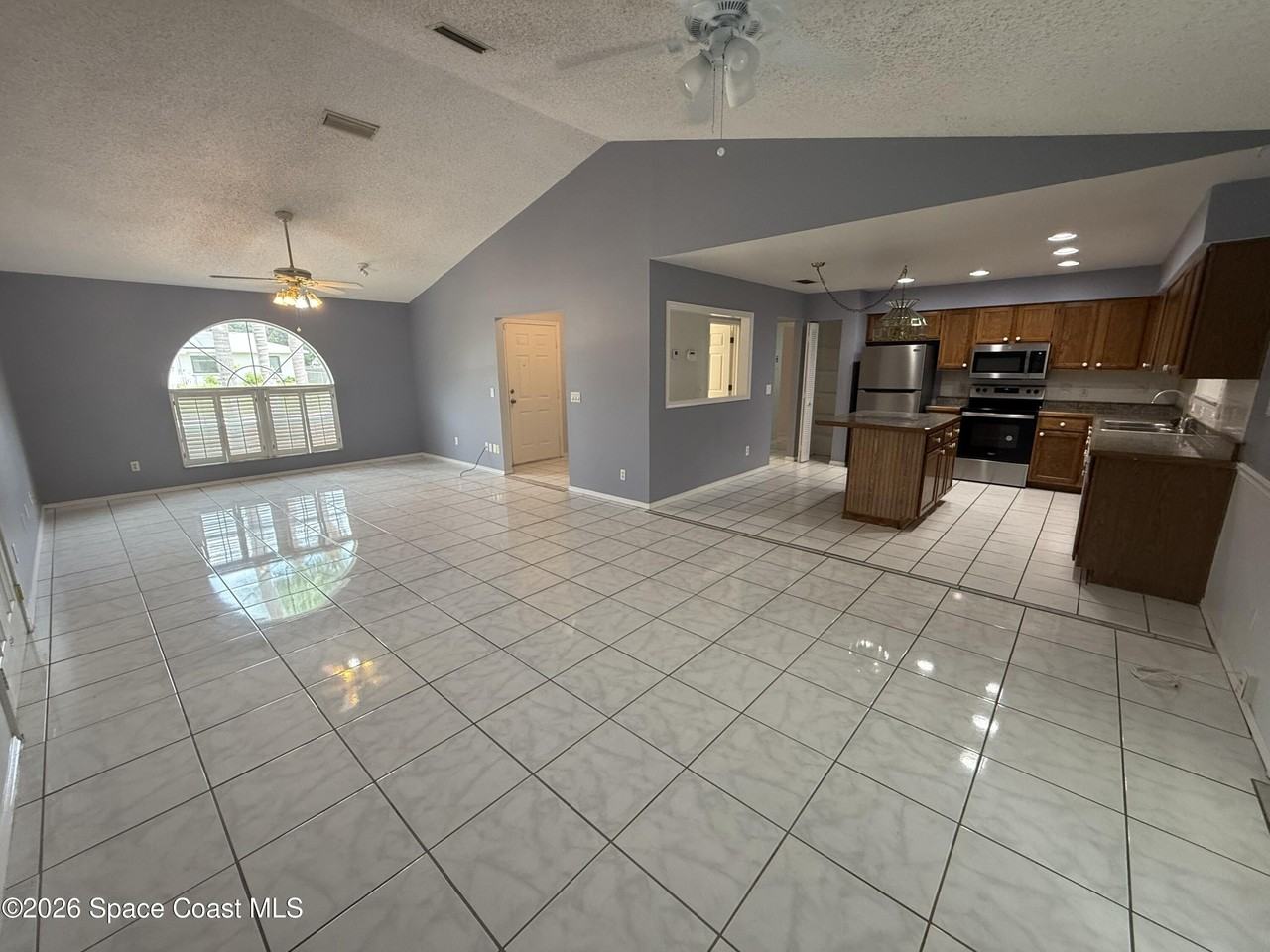 1506 Heartwellville St Nw - Photo 3 of 27