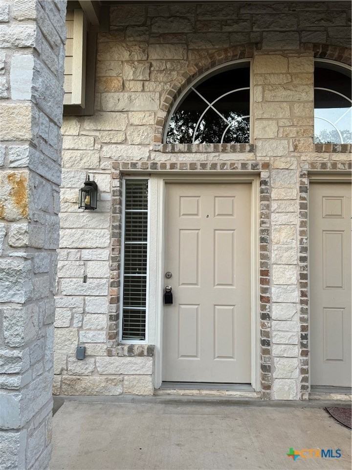 9 Deerfield Dr - Photo 2 of 21