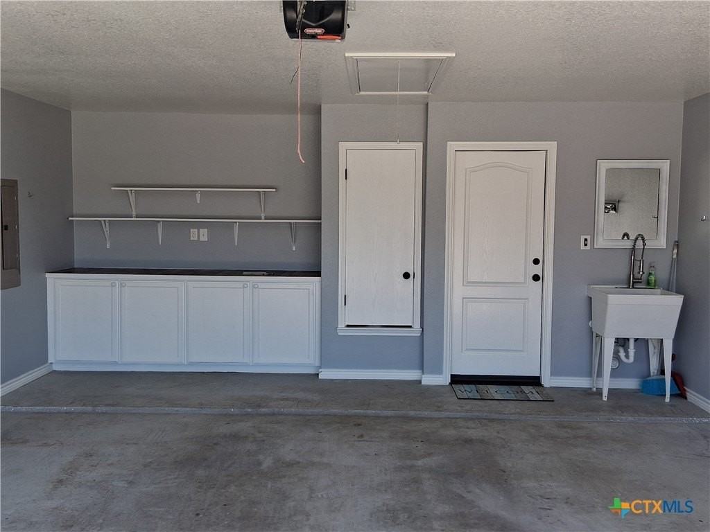 9610 Taylor Renee Dr - Photo 3 of 26