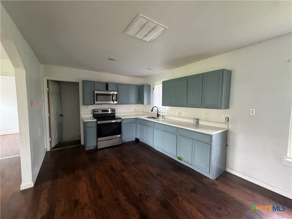 159 Texas Ave - Photo 3 of 4