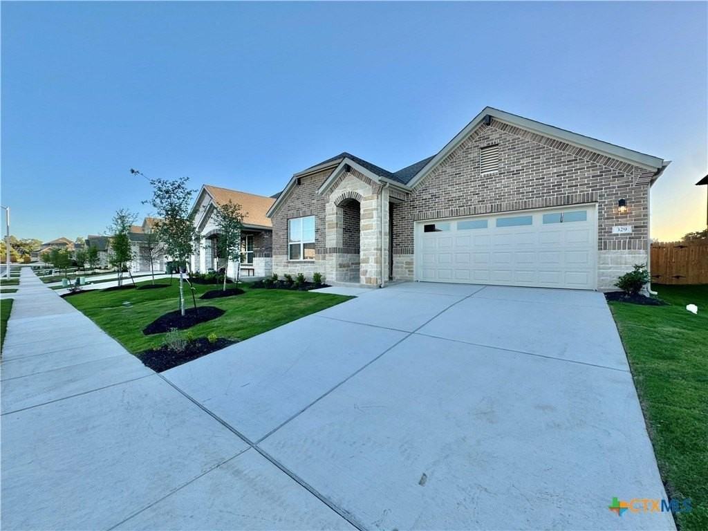 329 Tinto St - Photo 2 of 40