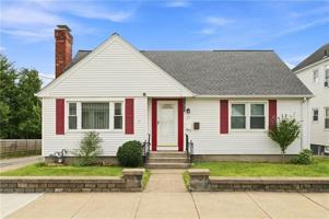 featured image of 23 Amory St