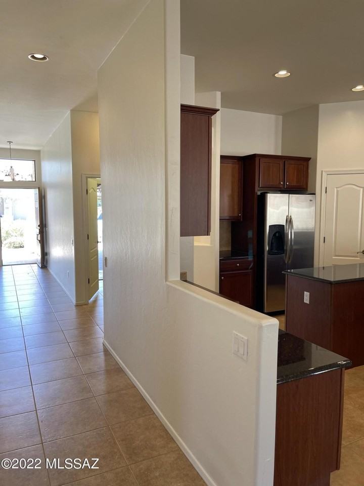 5320 W Christmas Cholla St - Photo 7 of 36