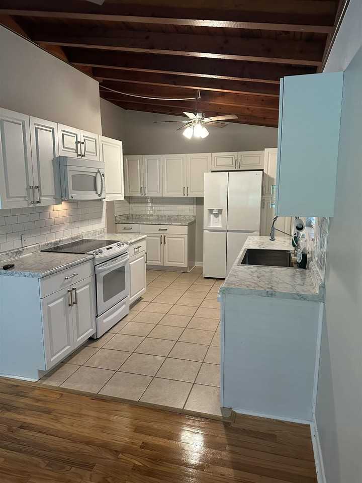 2103 High Rd - Photo 6 of 15