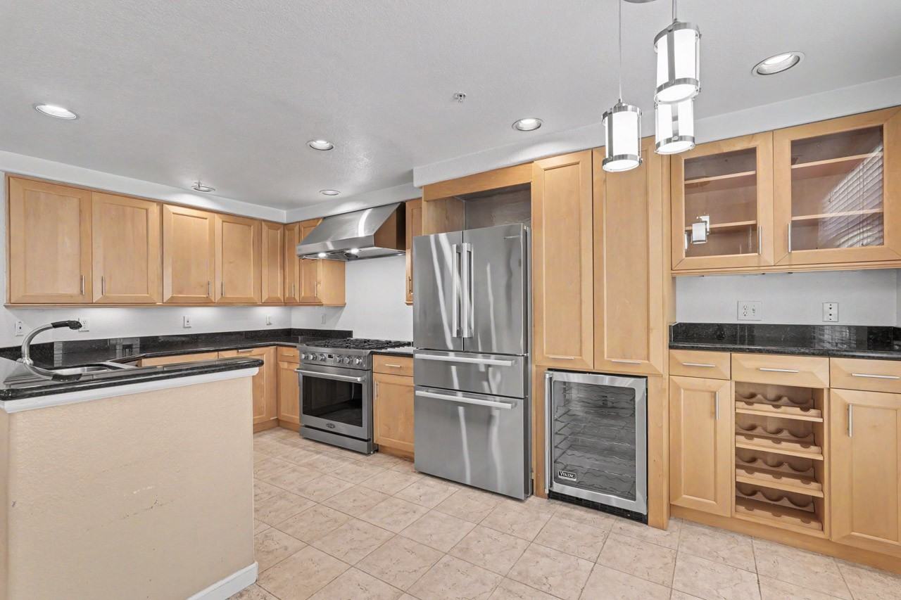 437 Camille Cir #1