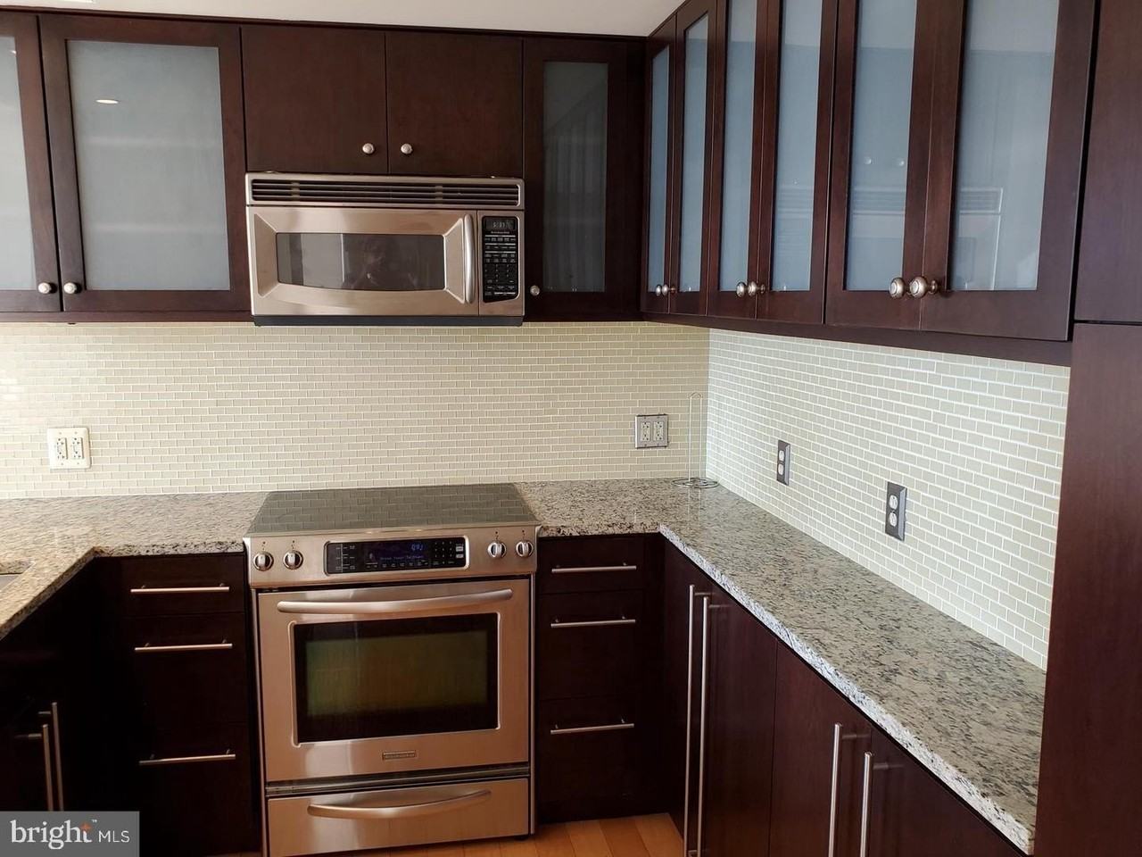 675 President St #1903 - Photo 5 of 33