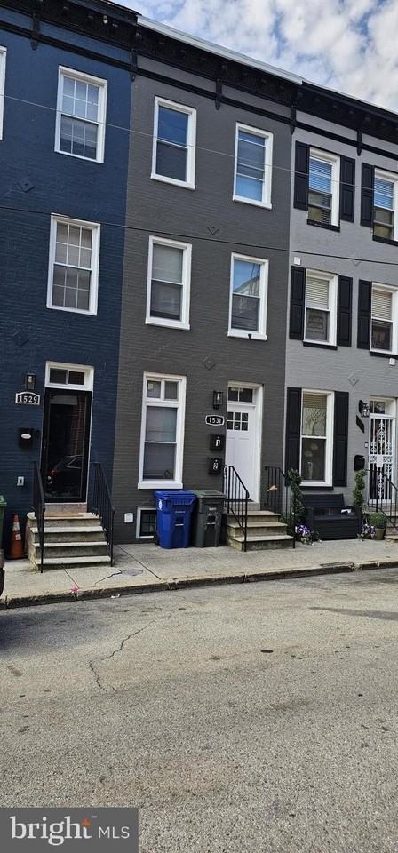 1531 W Fairmount Ave #2 - Photo 2 of 31