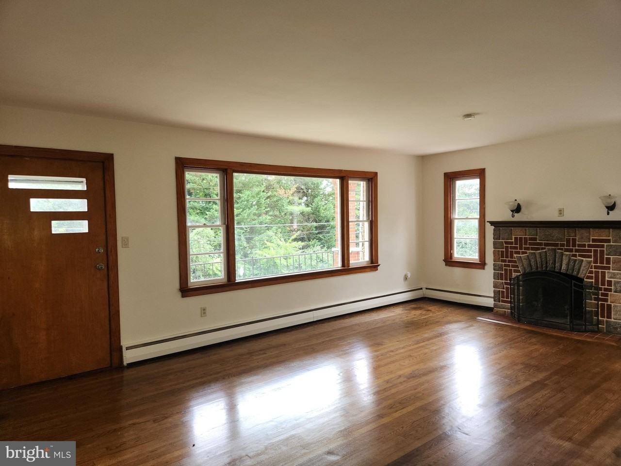 6914 Edgemont Rd #A - Photo 7 of 44