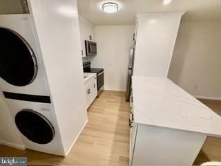 250 W 5th St #1 - Photo 5 of 14