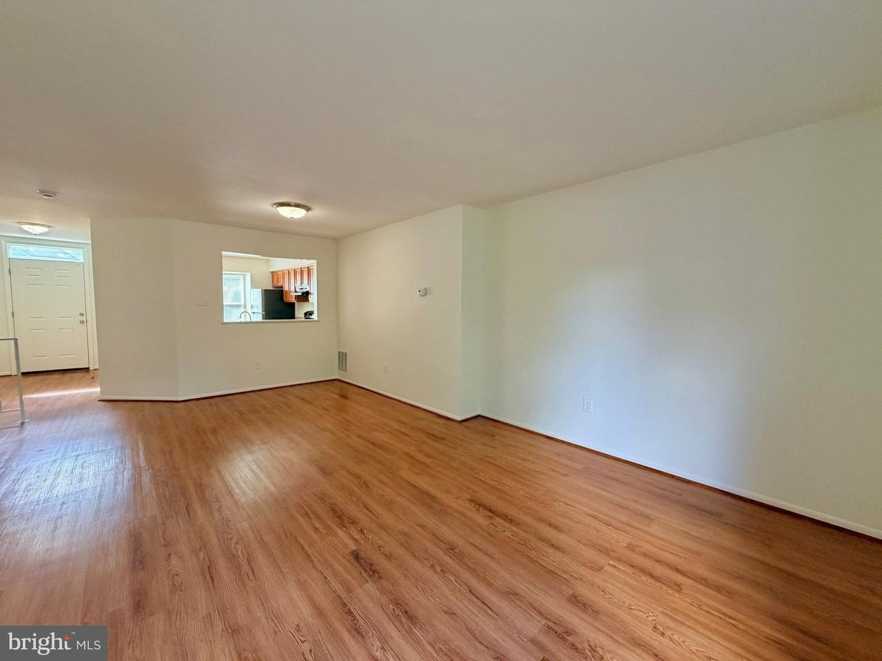 6064 Majors Ln - Photo 5 of 15