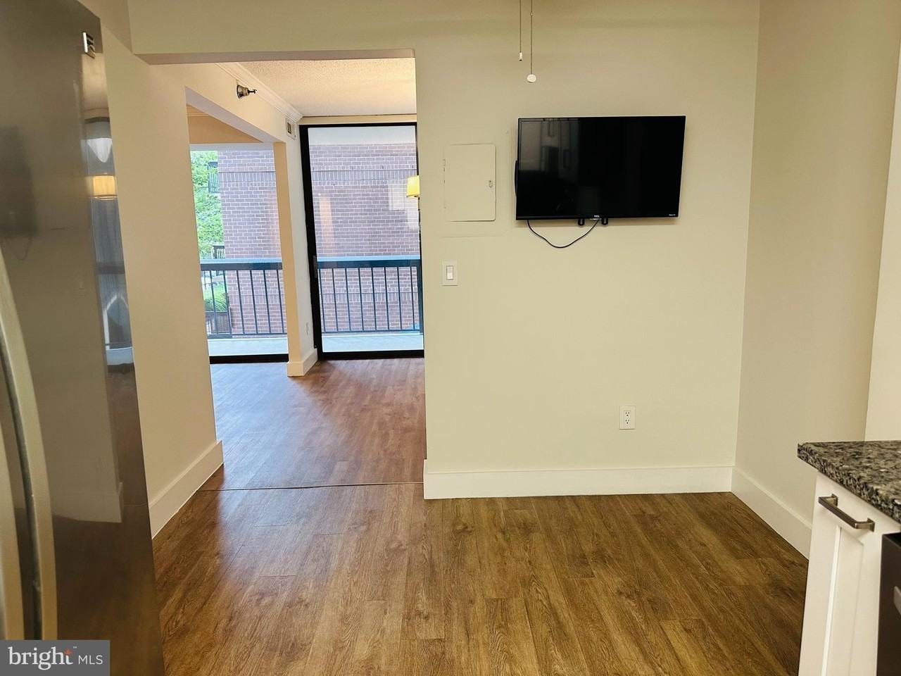 7401 Westlake Ter #112 - Photo 5 of 19