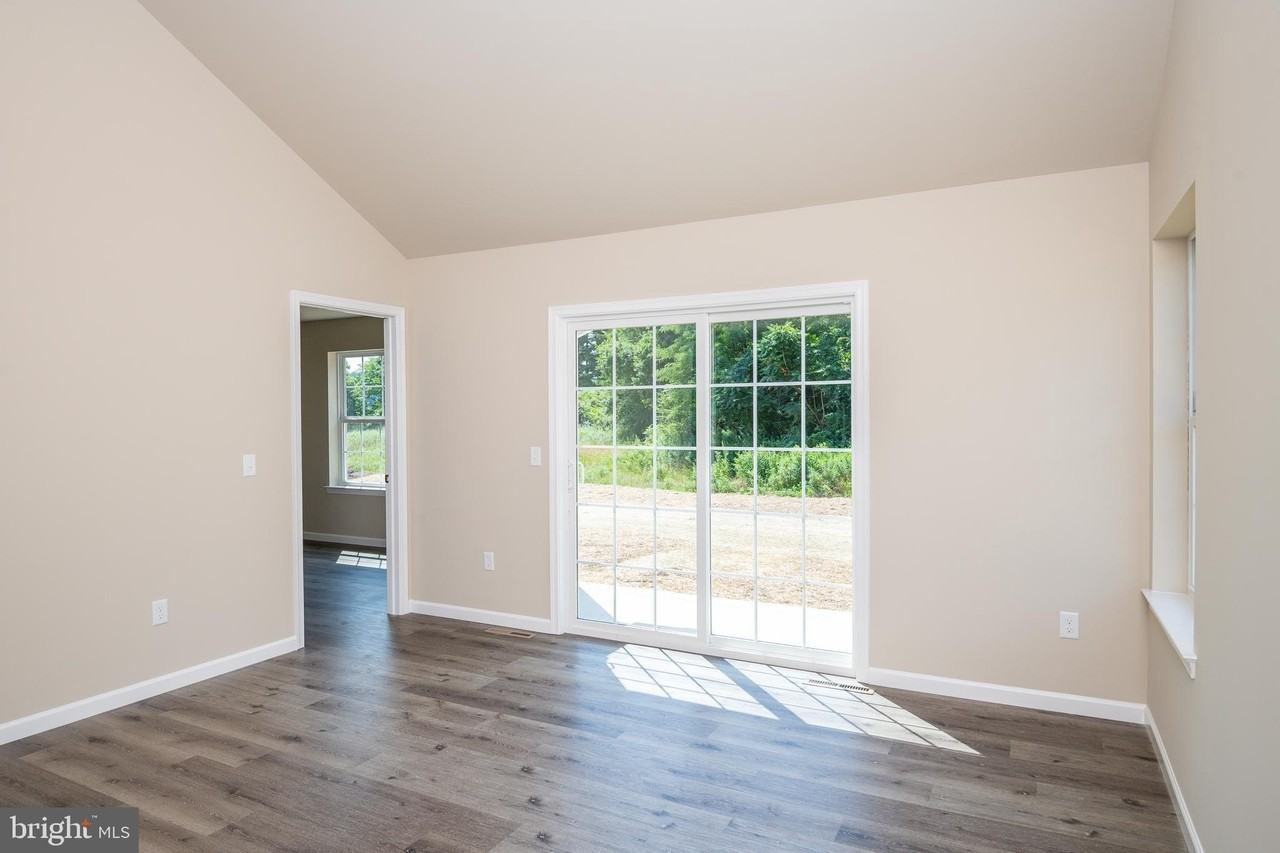 29 Kantner Ln - Photo 3 of 18