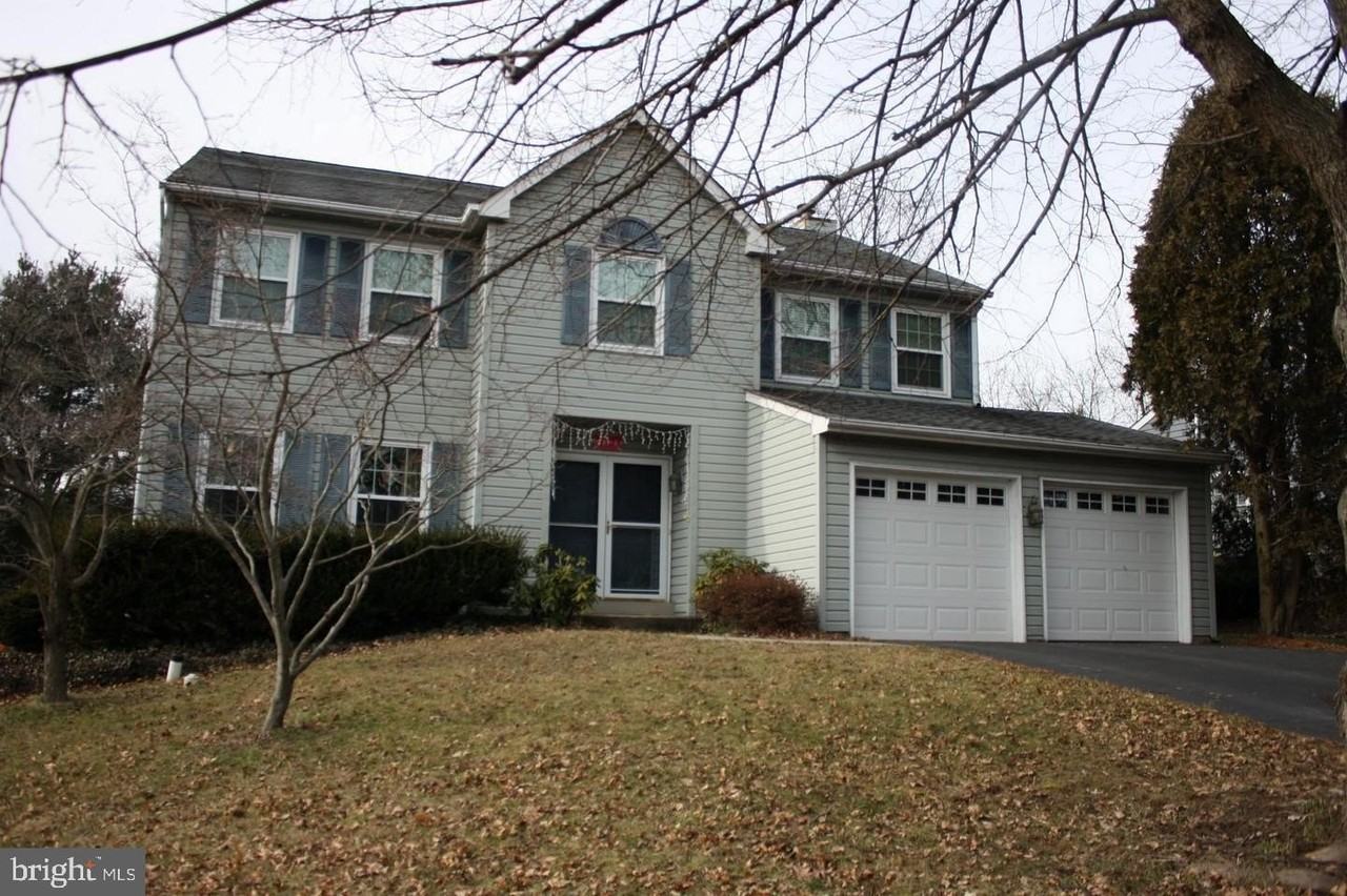 1359 Chase Rd - Photo 2 of 22