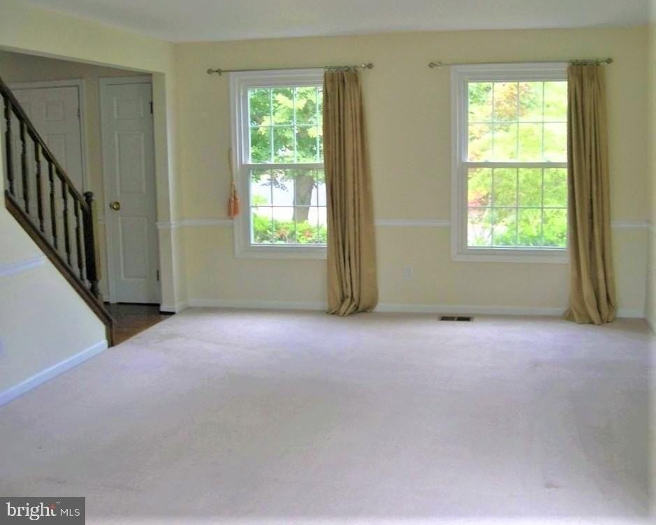 1359 Chase Rd - Photo 4 of 22