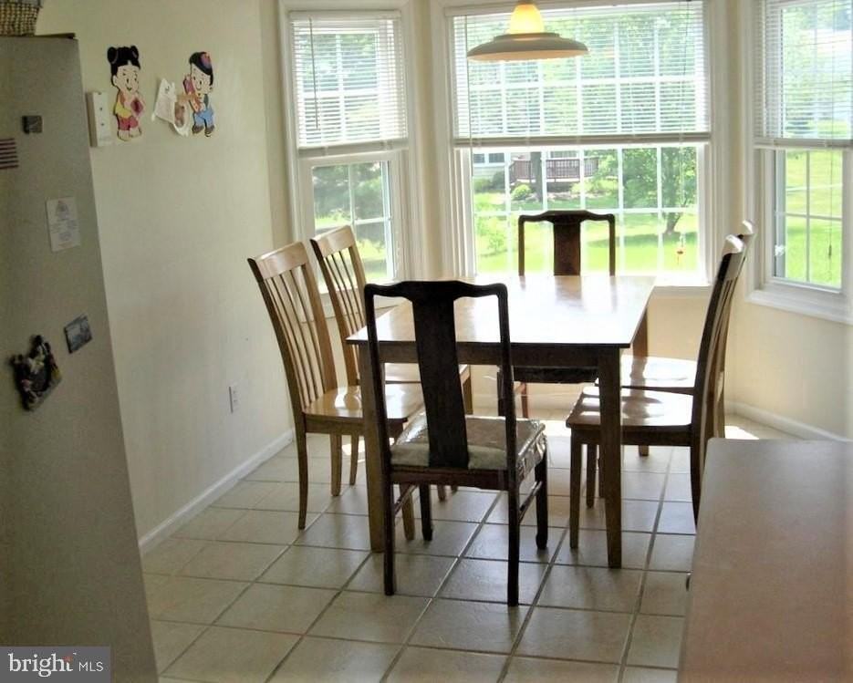 1359 Chase Rd - Photo 6 of 22