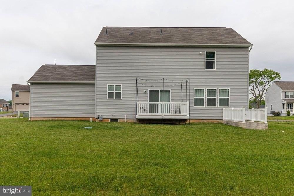 174 Paradise View Dr - Photo 4 of 37