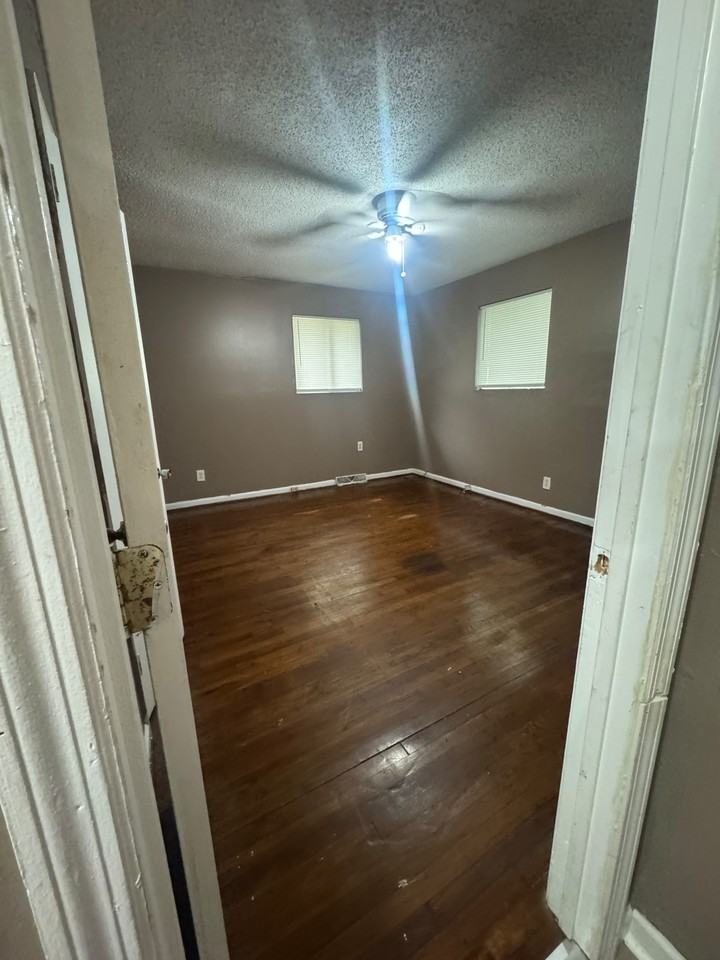 4 Orchid Pl Sw #1 - Photo 7 of 9