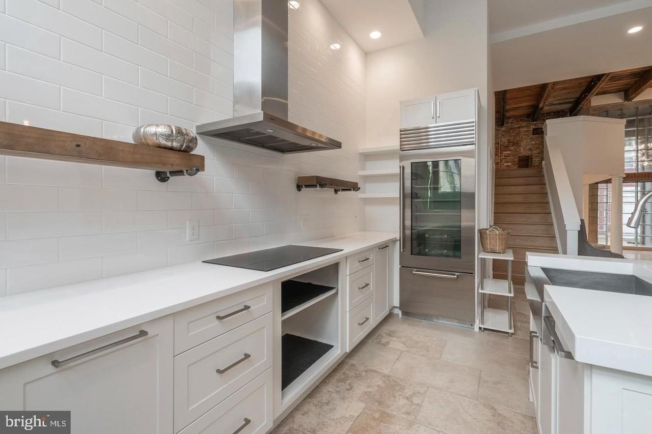 313 Fulton St - Photo 7 of 34