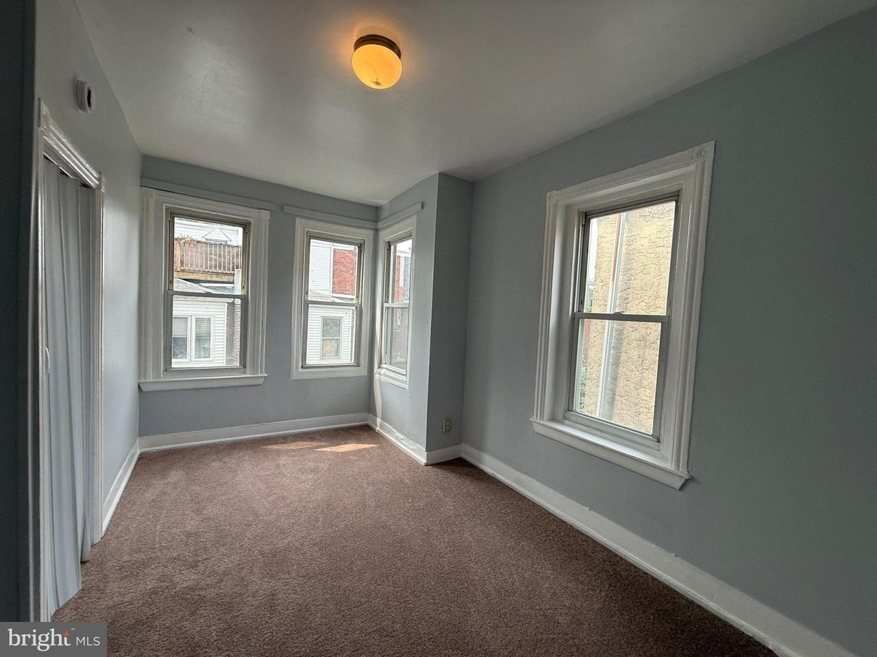 4216 Wyalusing Ave - Photo 6 of 13