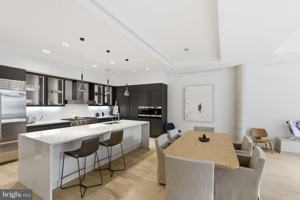 featured image of 210810 Walnut St #401