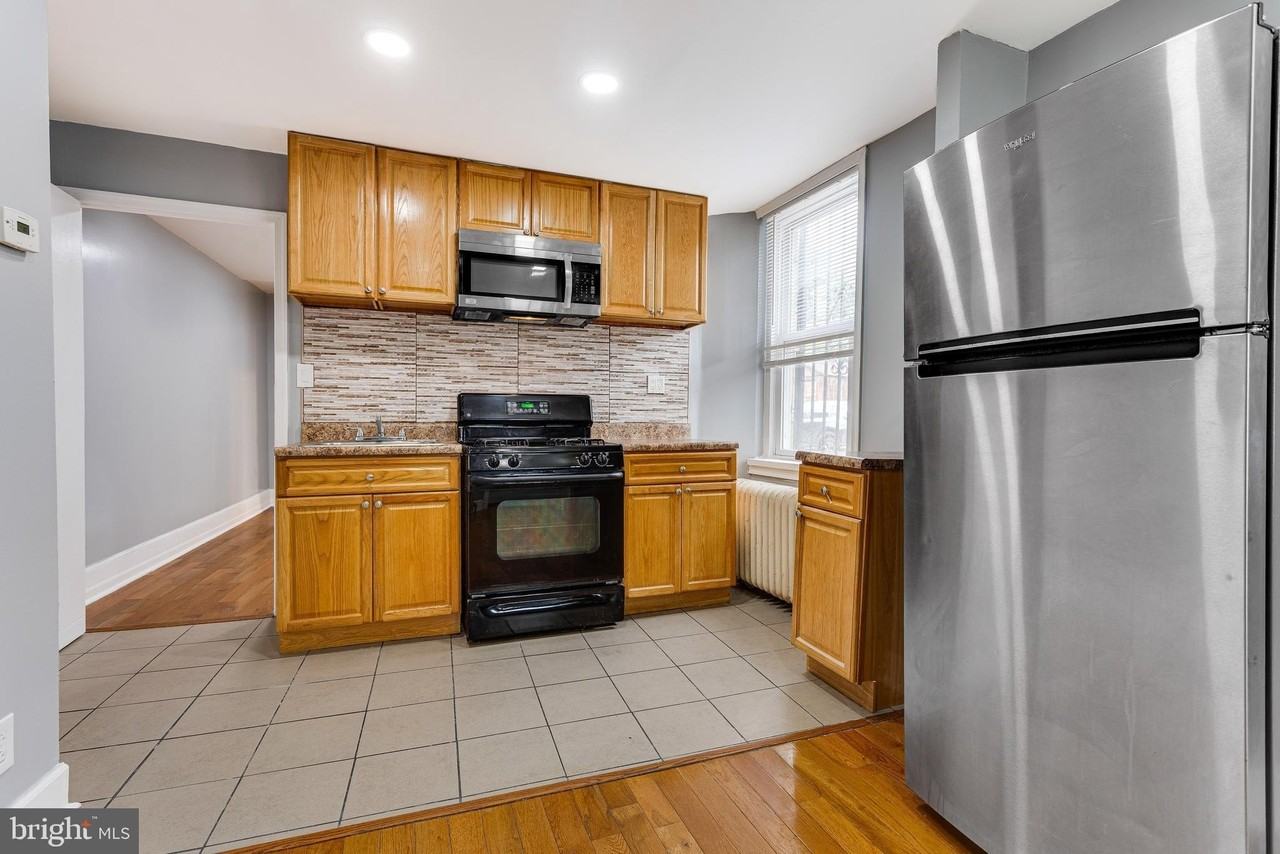 1528 Church St #1F - Photo 5 of 13