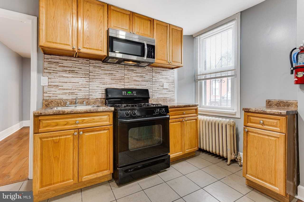 1528 Church St #1F - Photo 6 of 13