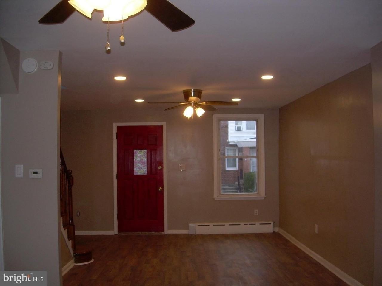 853 Anchor St - Photo 3 of 12