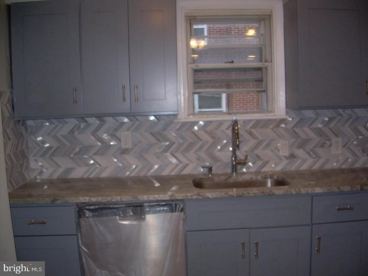 853 Anchor St - Photo 4 of 12