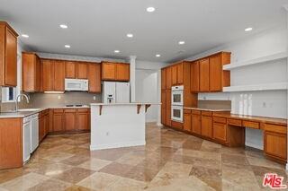 5711 Citrus Ranch Cir - Photo 4 of 8