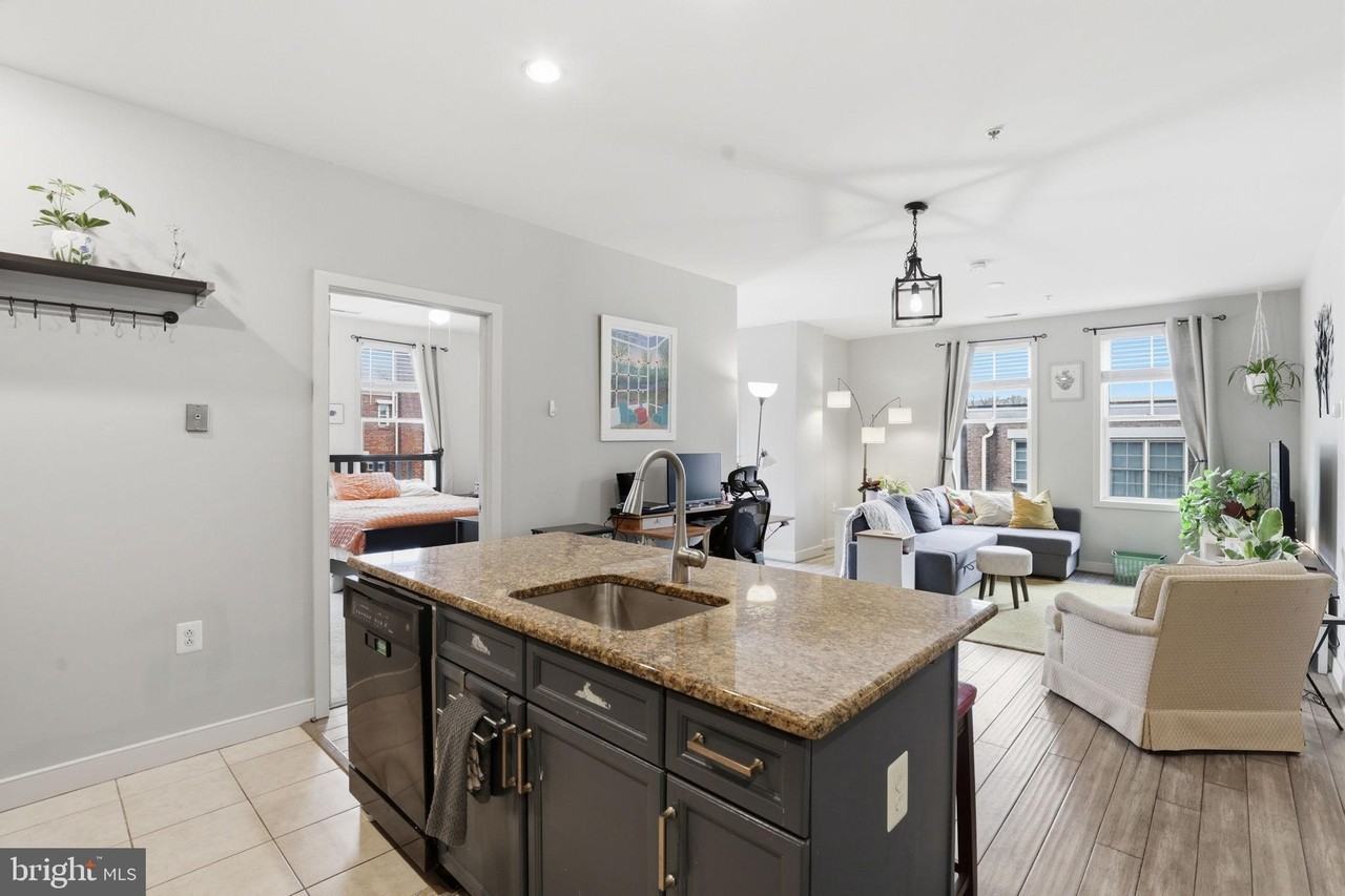 181 E Reed Ave #304 - Photo 5 of 21