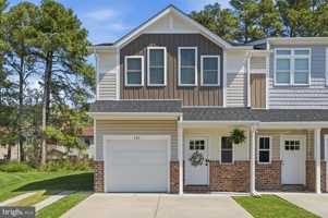 featured image of 126 Stella Ct