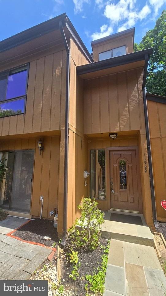 11922 Escalante Ct - Photo 2 of 37