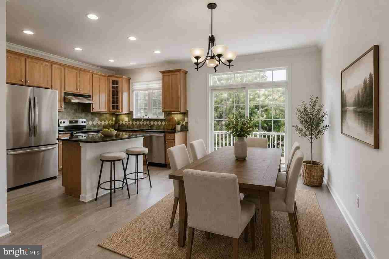4577 Derring Ln - Photo 4 of 50