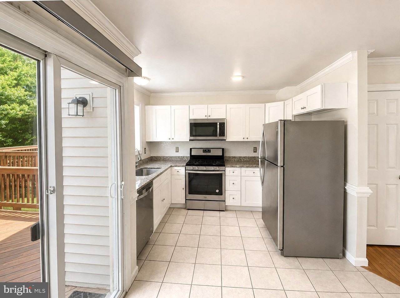 14133 Autumn Cir - Photo 7 of 20
