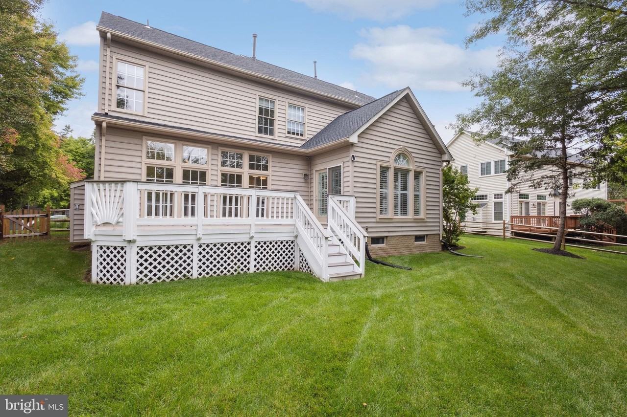 43179 Allenby Way - Photo 2 of 35