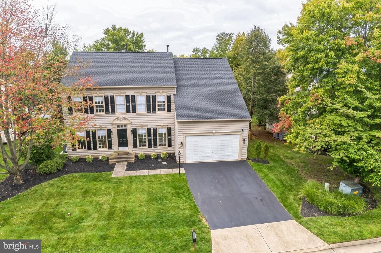43179 Allenby Way - Photo 3 of 35
