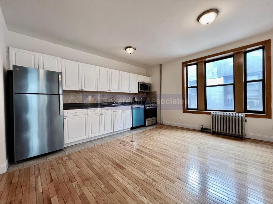555 W 160th St