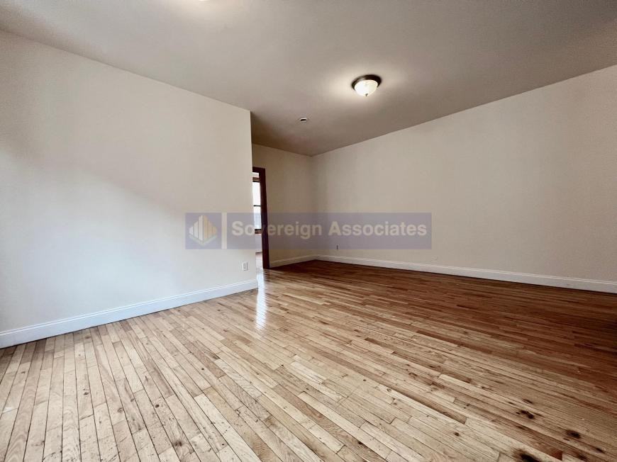 555 W 160th St - Photo 3 of 10