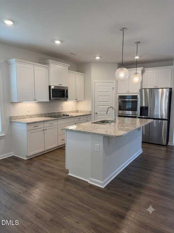 536 Georgias Landing Pkwy - Photo 5 of 18