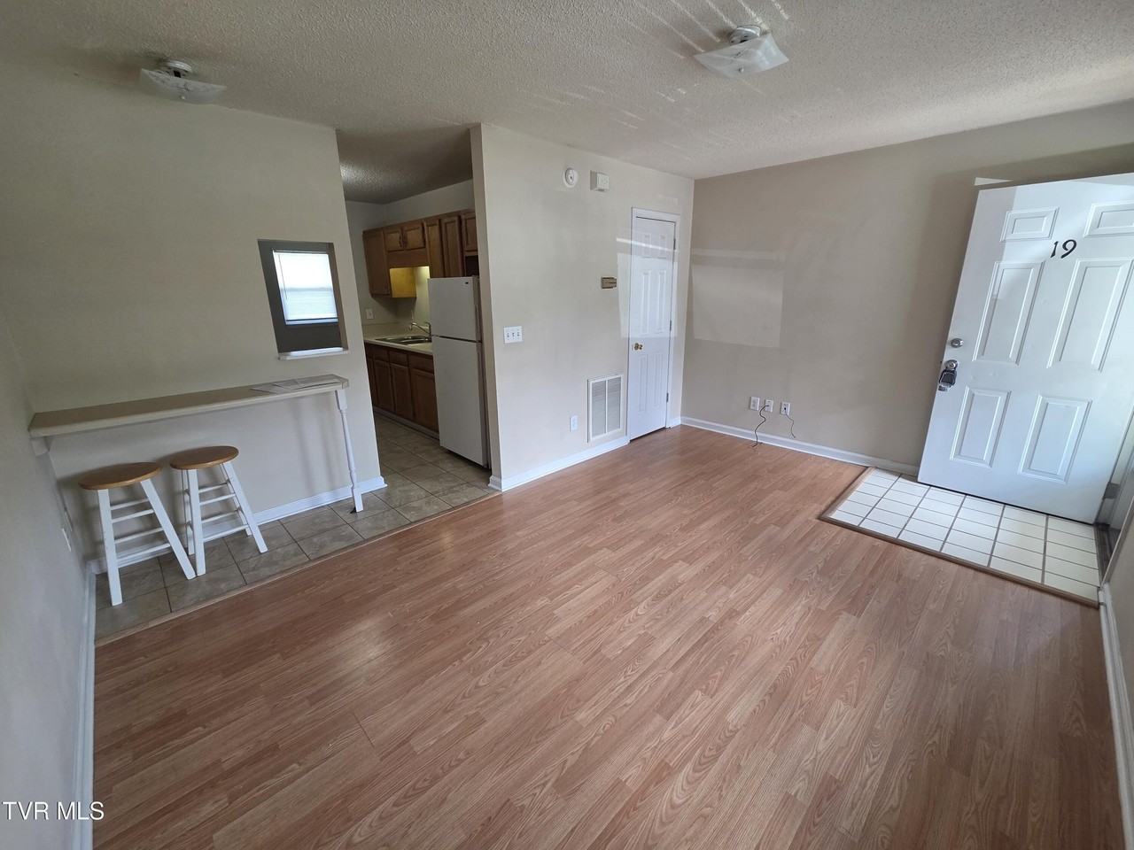 2812 Plymouth Rd #19 - Photo 4 of 12