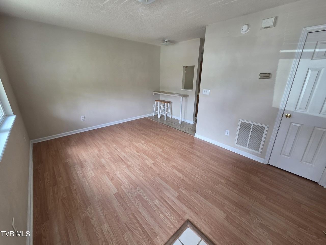 2812 Plymouth Rd #19 - Photo 5 of 12